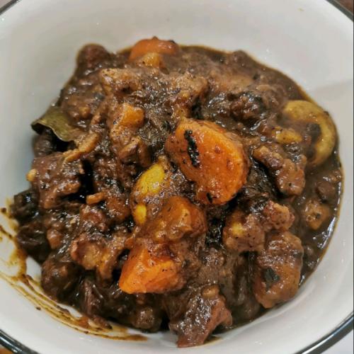 紅酒燉牛肉食譜